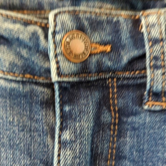 Judy Blue Hi-Waisted Embroidered Pocket Relaxed Fit 7/28 - Picture 11 of 16